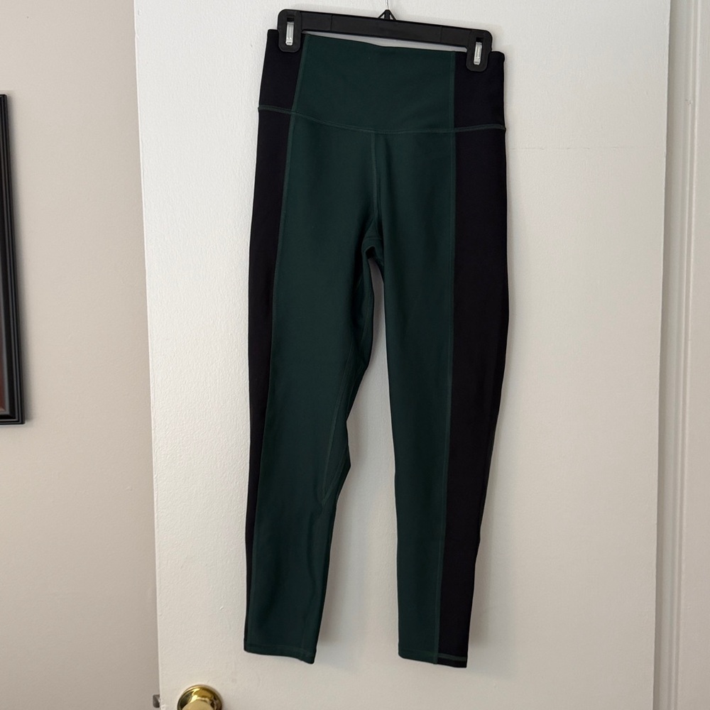 Abercrombie & Fitch YPB Green and Black Leggings